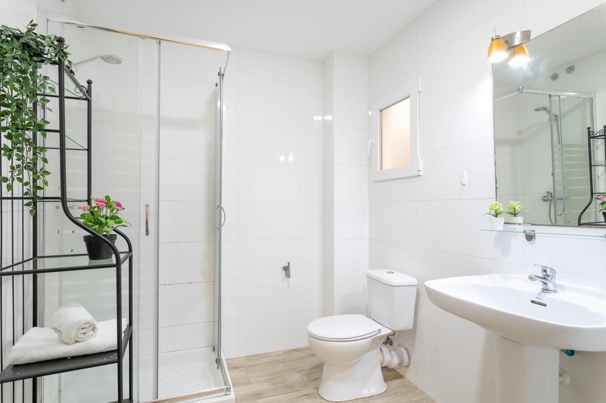 Apartamentos San Leandro, Centro Alicante Exterior foto
