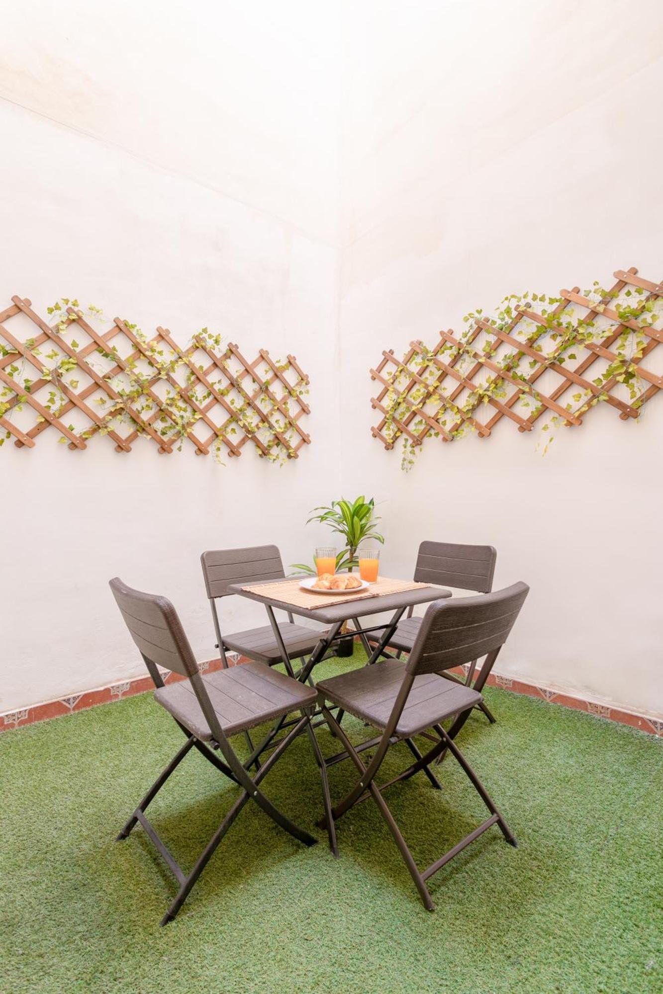 Apartamentos San Leandro, Centro Alicante Exterior foto