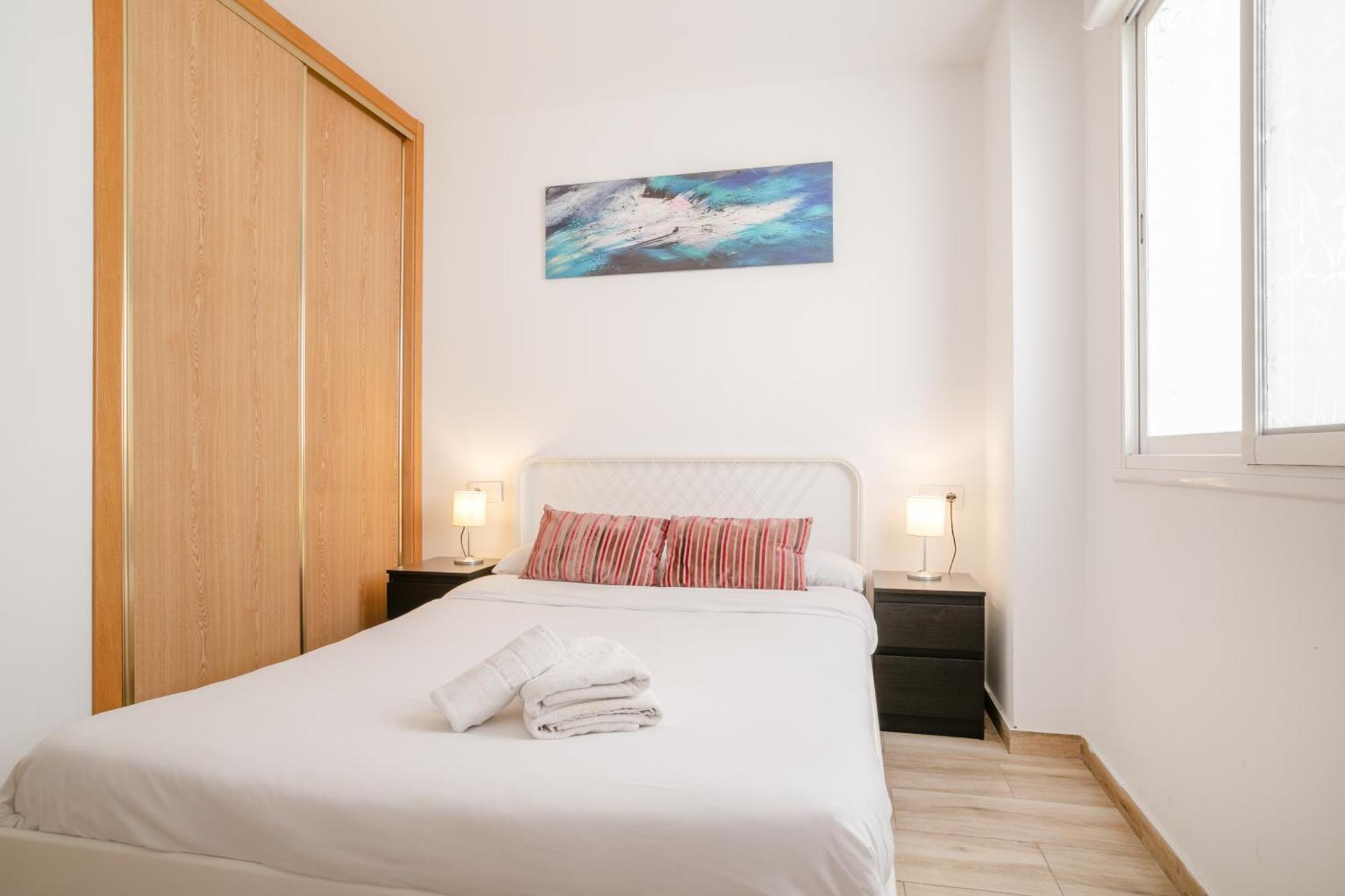 Apartamentos San Leandro, Centro Alicante Exterior foto