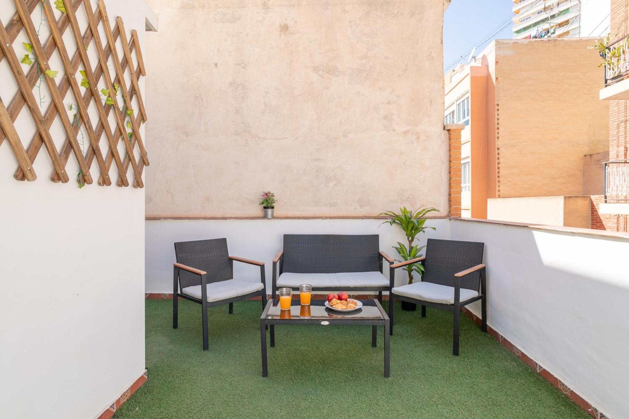 Apartamentos San Leandro, Centro Alicante Exterior foto